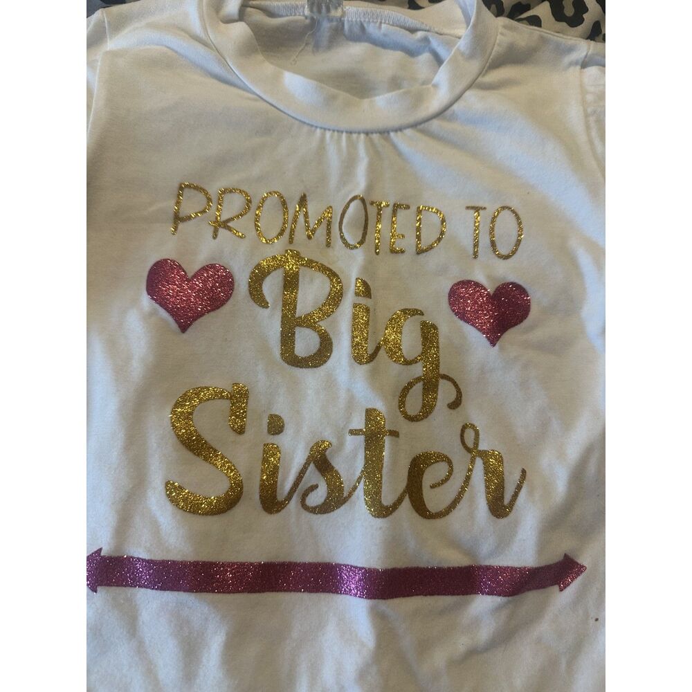 Promoted To Big Sis T-Shirt Size 120 Kids Gold Metallic Hearts Pink Graphic Tee